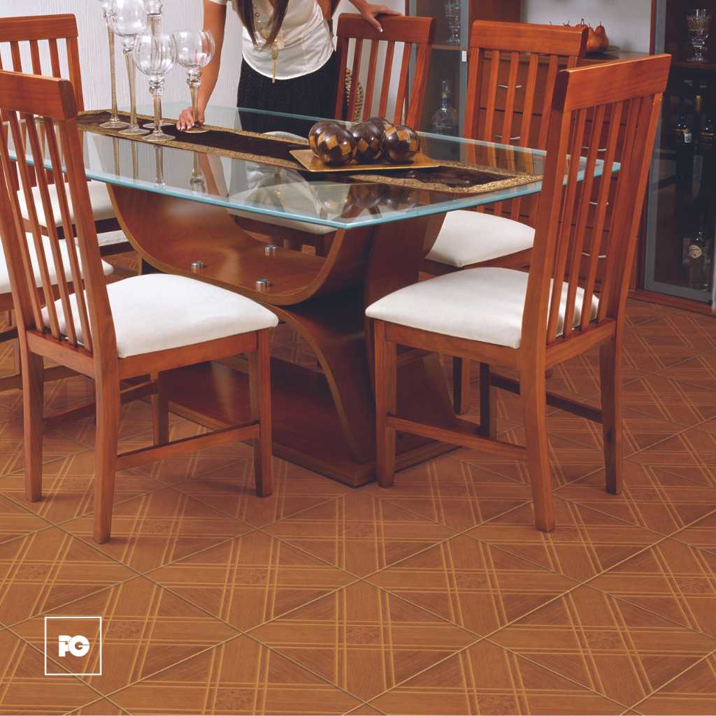 Piso cerámico tipo madera color castaño formato 36x36, modelo Ranch Lux. - Imagen 2